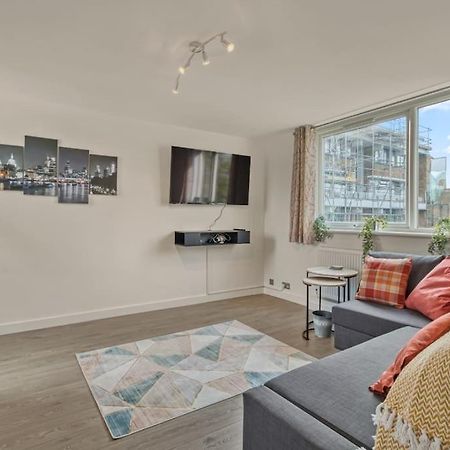 شقة Hidden Gem In Battersea W/ Free Parking لندن المظهر الخارجي الصورة
